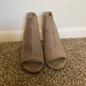 Taupe suede block heels size 7.5